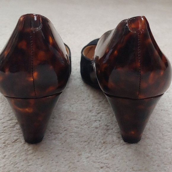 Audrey Brooke Dice Tortoise Suede Wedge Pump - Picture 5 of 6